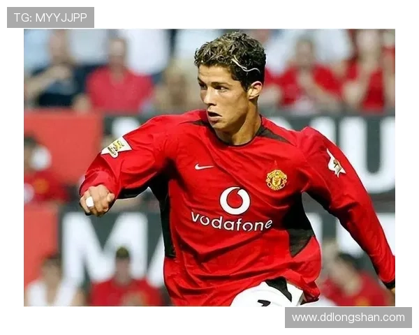 足球历史上的传奇巨星们C罗之前的辉煌岁月与他们的影响力