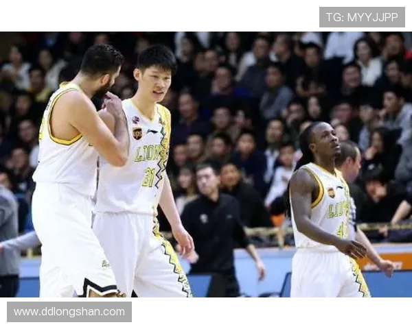 北京网球队以88分稳居大师赛积分榜首位展现强劲实力