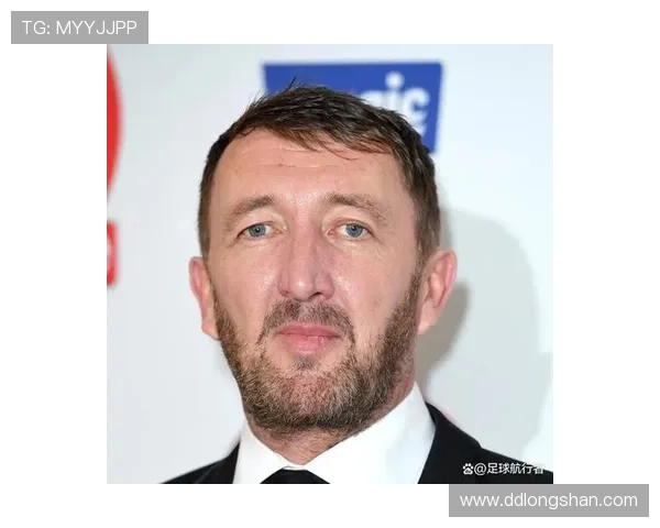 最肥足球明星的传奇人生与场上风采揭秘