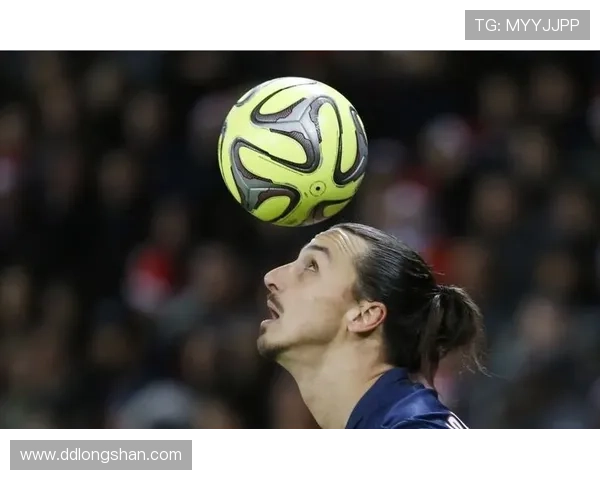 足球明星压腿技巧全解析视频合集助你提升柔韧性与运动表现